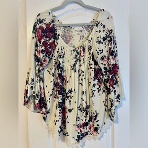 LUQ Floral Women's Blouse